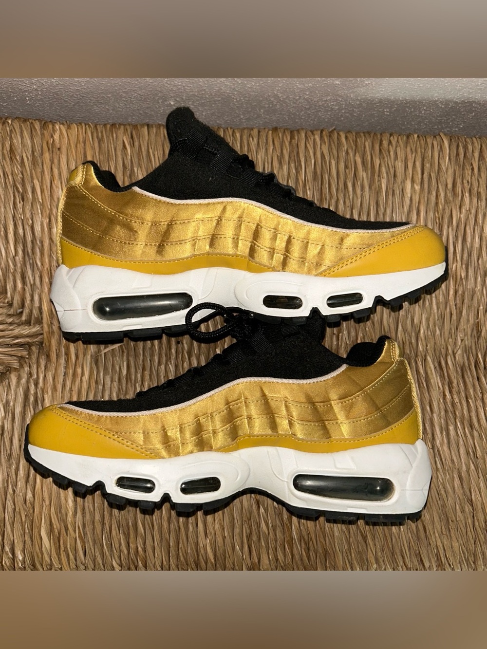 Nike Air Max 95 LX Wheat Gold Black Satin Sneakers Women’s 7.5 AA1103-700 - Picture 5 of 9